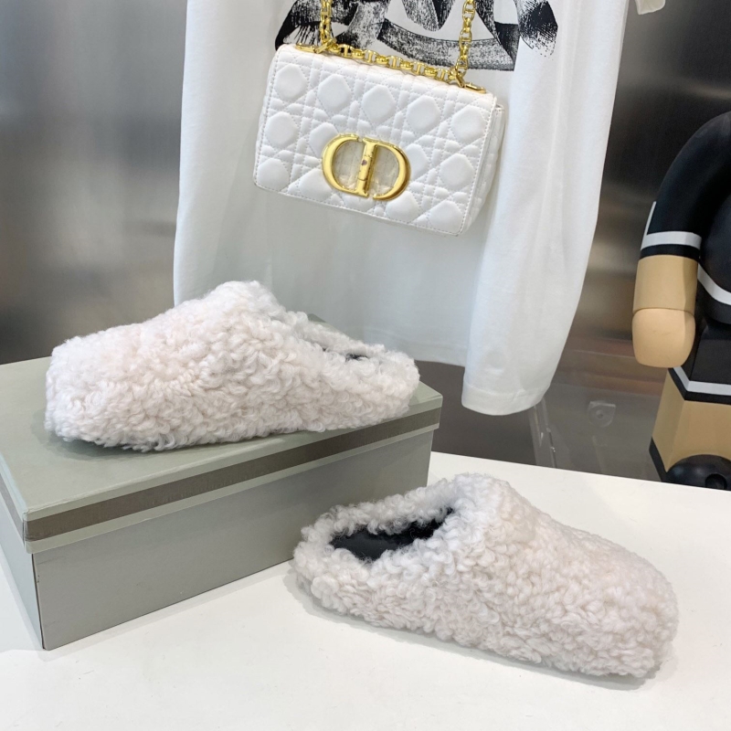 Other Slippers